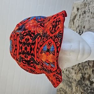 Reversible bucket hat